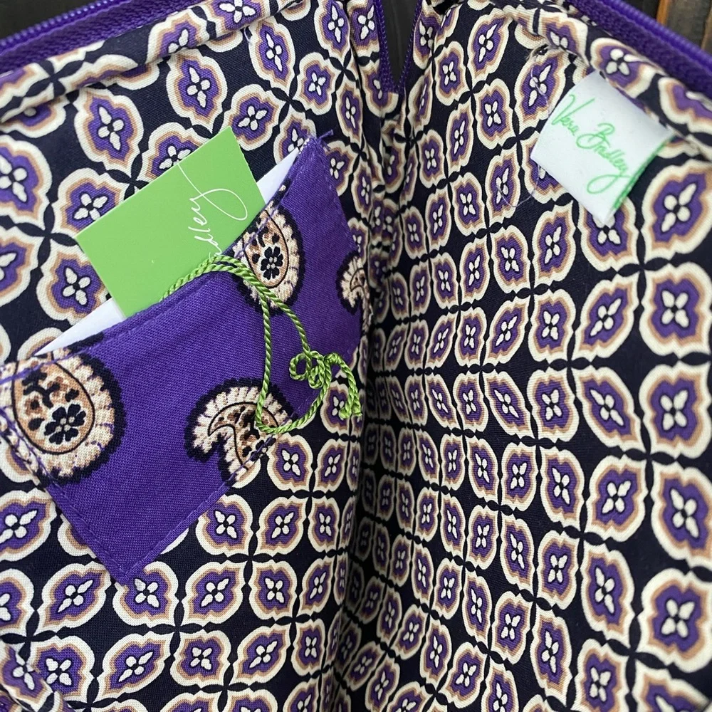 Vera Bradley Zip-around E Reader Case - Simply Violet